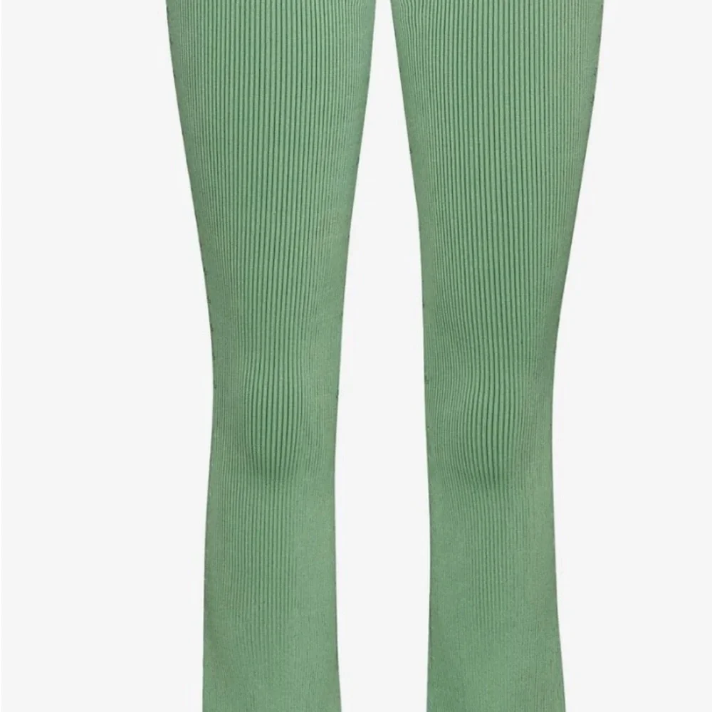 NEW SER.O.YA Green Lux Pants Medium - Picture 4 of 5